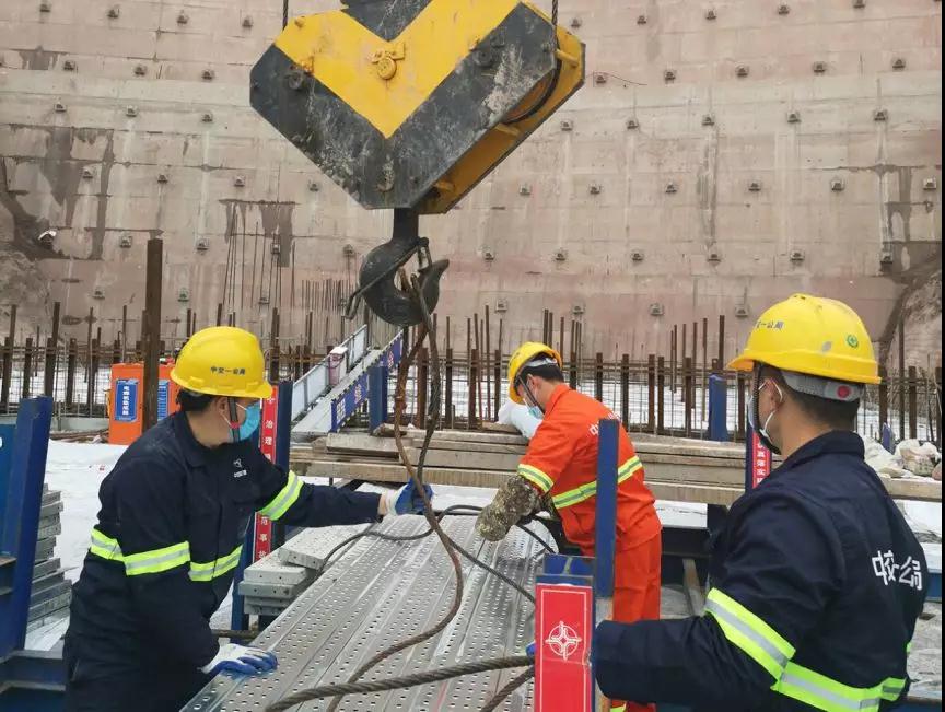 央視新聞:中交一公局集團萬州環(huán)線復工復產(chǎn)