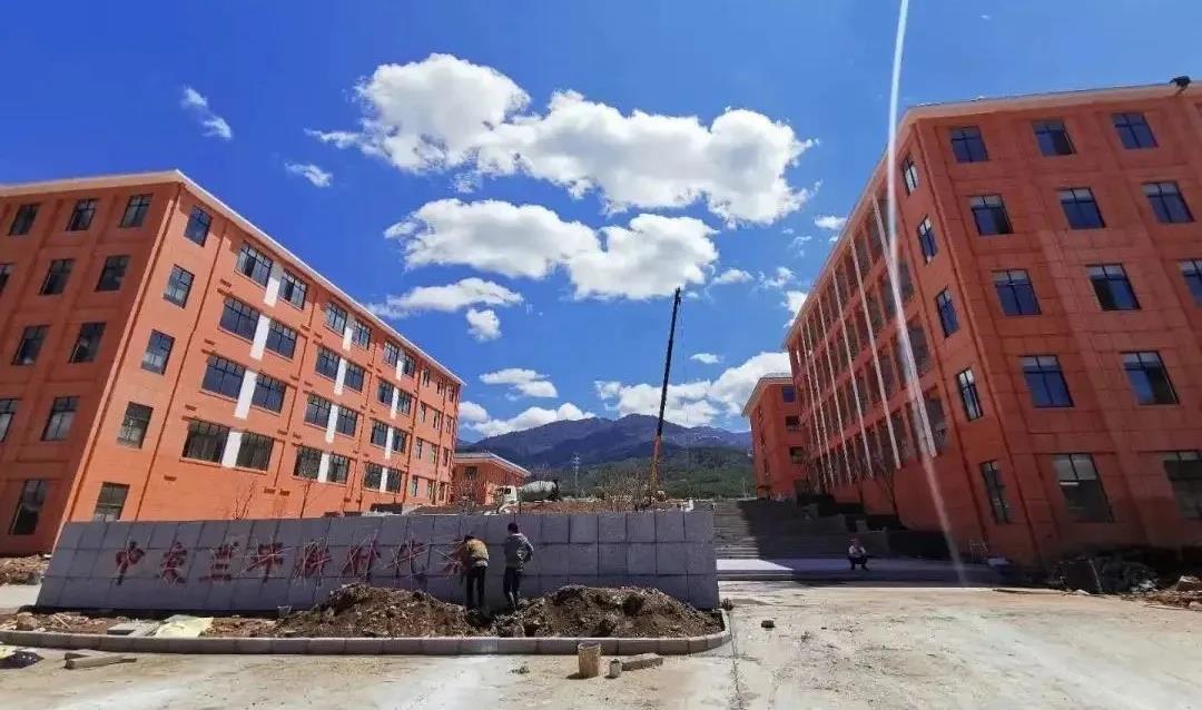 跑贏最后1個月,支起入學希望